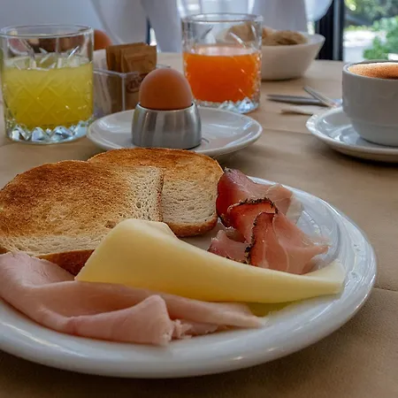 Hotel Eura 3*
