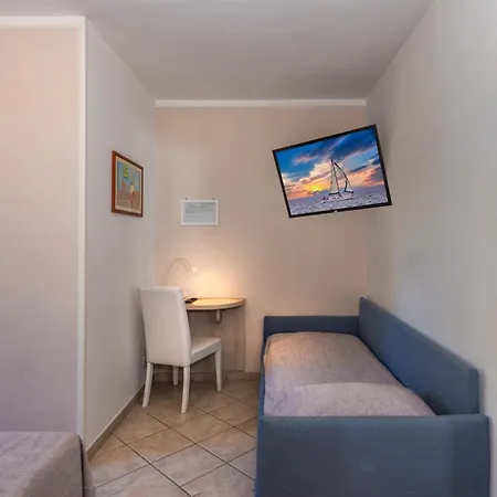 Ξενοδοχείο Eura 3*