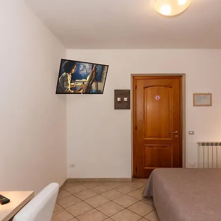 Hotel Eura 3*